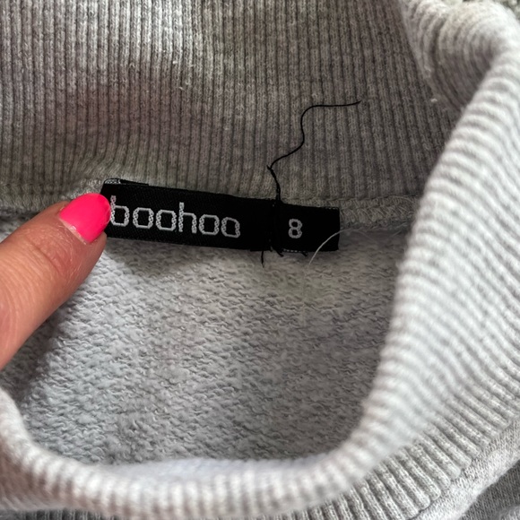 Boohoo Cropped Sweatshirt - Picture 6 of 10